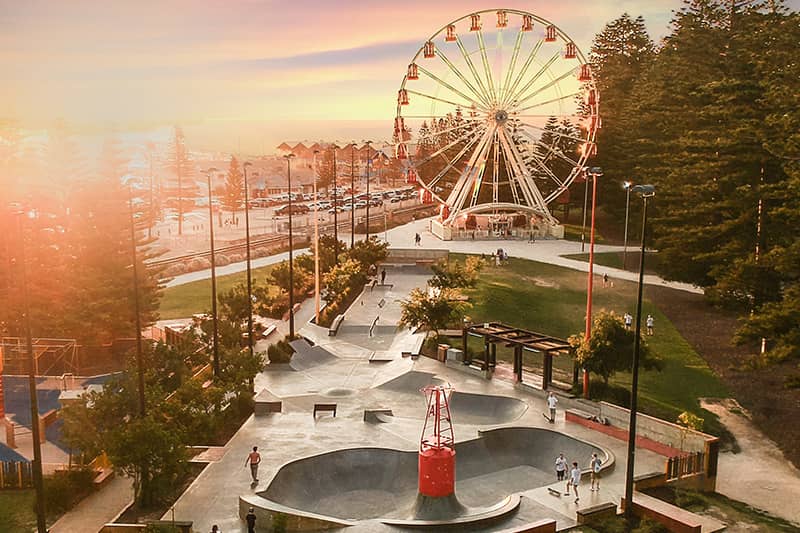 A done shot of the Fremantle Skate Park and Fremantle Ferris Wheel