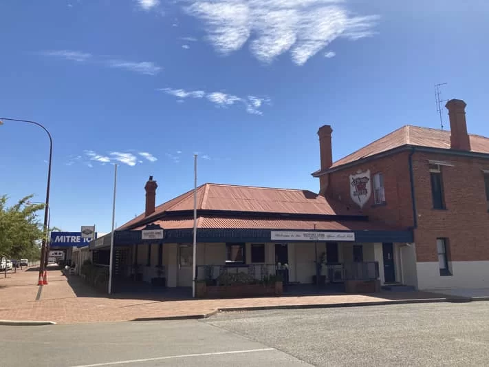Bedford Arms Hotel in Brookton