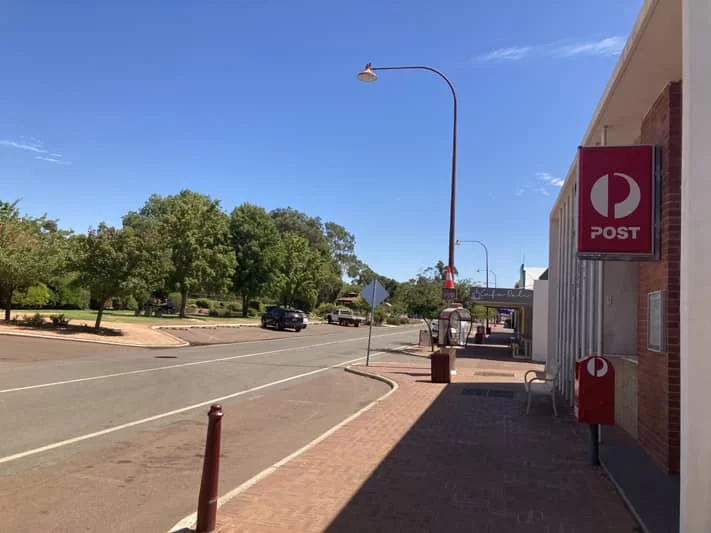 The front of the Brookton Post Office in the main street