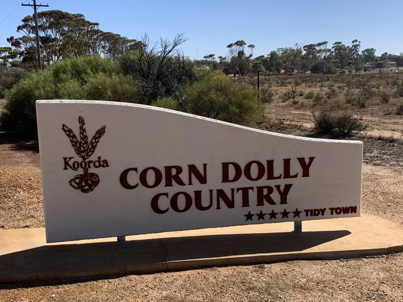 corn dolly country