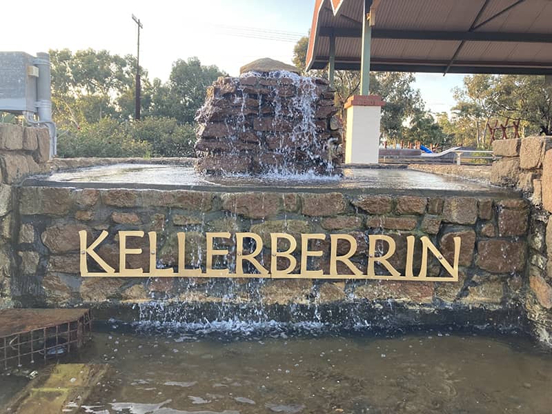 Kellerberrin water fountain in the main street.
